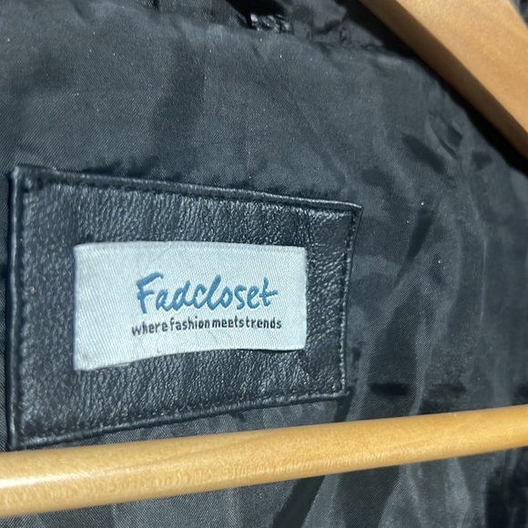 Fadcloset Leather Jacket with Fur Hoodie - Picture 11 of 16